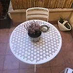 Apartment Secret Garden In